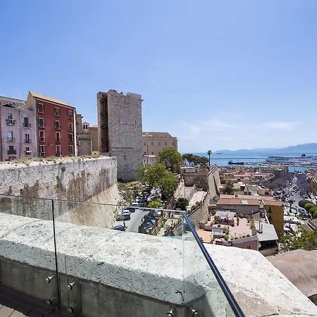 Bianca Dimora 住宿加早餐酒店 卡利亚里